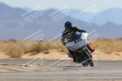 media/Mar-21-2025-CVMA Friday Practice (Fri) [[30cd4fe323]]/5-Racer 4/Session 4 (Turn 16)/